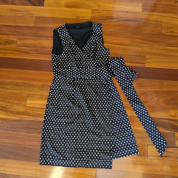 Banana Republic Dresses & Skirts - Banana Republic Wrap Dress (6)
